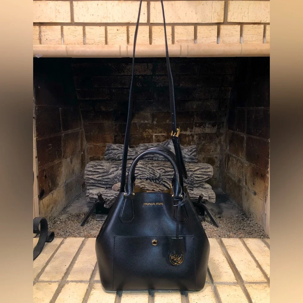 💥Moving to @the_bag_guy💥Michael Kors - Greenwich Large Saffiano Leather Tote - Picture 15 of 15